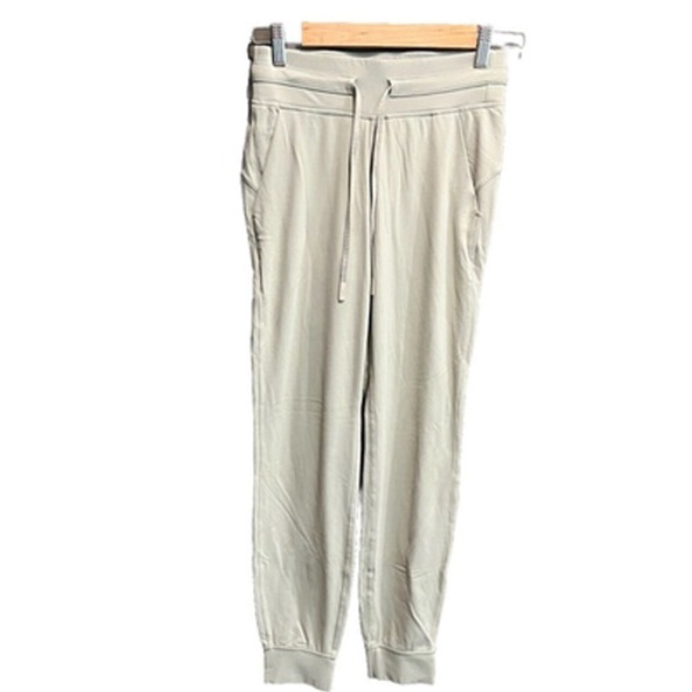 Lululemon Light Green Ready To Rulu Drawstring Women's Activewear Pants Size 4